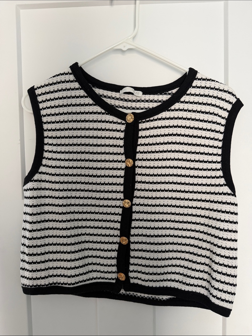 Zara Black and White Striped Knit Sleeveless Button Front Top